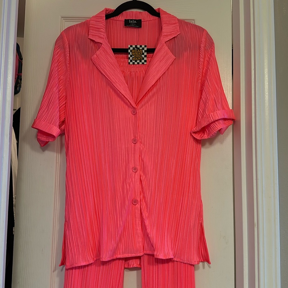 Brand new w/tags Dressed in LaLa set